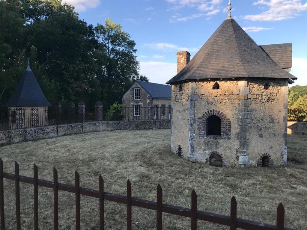Domaine De La Vaudouriere Villa Lunay Exteriör bild